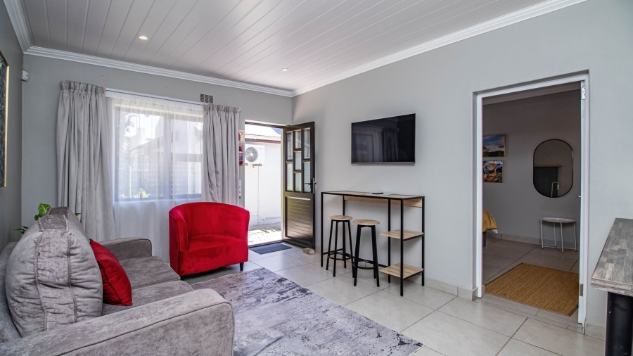 7 Bedroom Property for Sale in Knysna Central Western Cape